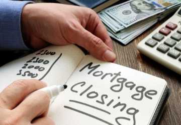 Explaining mortgage closing costs