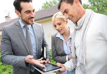 Top 8 Questions to Ask Your Real Estate Agent Before Hiring Them